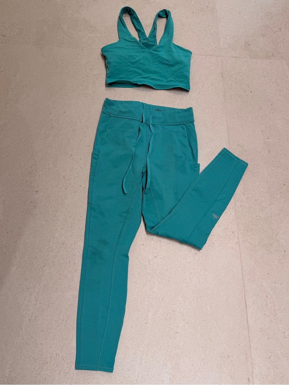 ALO Yoga Teal Drawcord Leggings with Matching Bra
